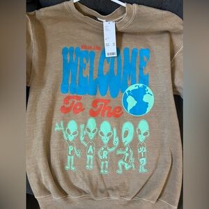 NWT Urban Outfitters Alien Crewneck Size M